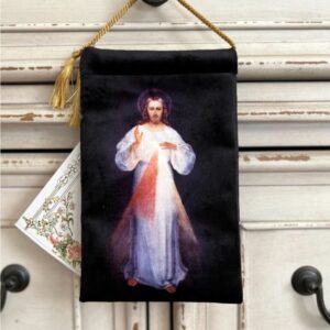 DIVINE MERCY St FAUSTINA Velvet Blessing Carrier, Hd Image 8 by 5 inches , 2 beautiful sides.