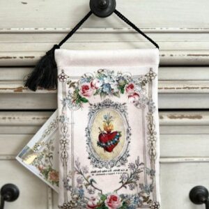 MARYS HEART , Velvet Blessing Carrier, HD Image 8 by 5 inches , 2 beautiful sides.
